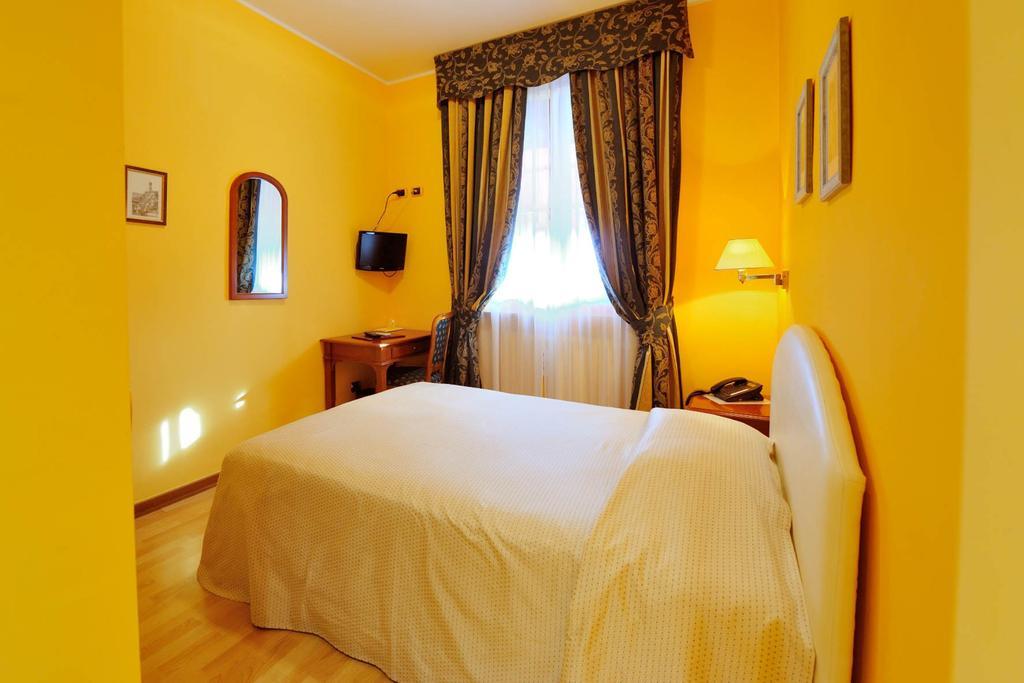 Hotel Il Vigneto Gattinara Ngoại thất bức ảnh