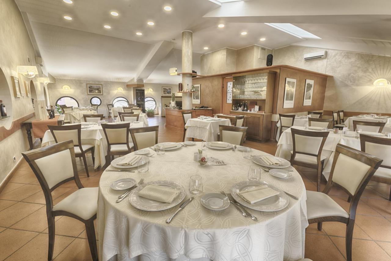 Hotel Il Vigneto Gattinara Ngoại thất bức ảnh